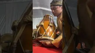 menyatu dengan debog #trendingshorts #wayangkulitindonesia #kendangers #kendang #debogpisang #viral