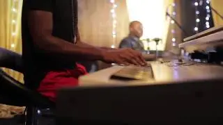 Efya - Little Things (Live at 'Forgetting Me' release party, +233 Jazz Bar And Grill - Accra, Ghana)
