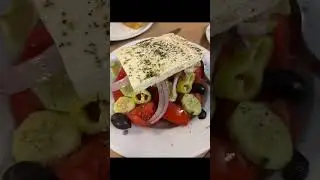 EPIC FOODIE STOPS INTERNATIONAL /   TAVERNA SPIROS ANDONIS / ATHENS GREECE /