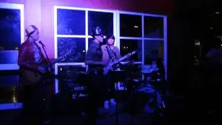 Girl Is On Fire cover - MusiCLIMAX