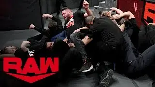 Кевин Оуэнс и Самоа Джо устроили массовую драку с Сетом Роллинсом и AOP: Raw, 30 декабря 2019 г.