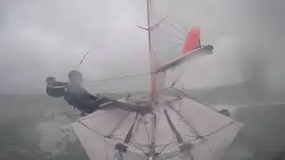 29er Sailing in 30 KNOTS!