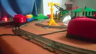 Lionel Train Set Layout Postwar & MPC Redwood Valley General & LV 627 red GE 44 ton diesel switcher