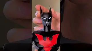 Новая фигурка &laquo;Бэтмен будущего&raquo; &mdash; must-have для фанатов