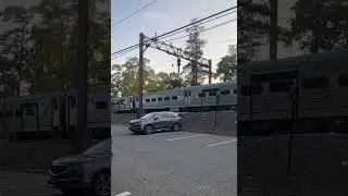 NJ Transit Arrow III set deadheading through Morris Plains station