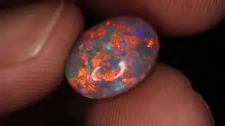 7.07CT Glorious Solid Black Opal 0301mv