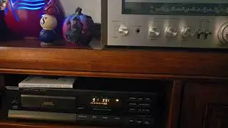 Equipment in Video:  Sanyo JCX 2300k  Panasonic SL PJ316 Scott Pro 100b speakers  (Scott 370r off)