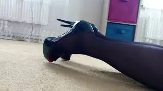 6 inch heelpopping #nylon #higheels #pantyhose