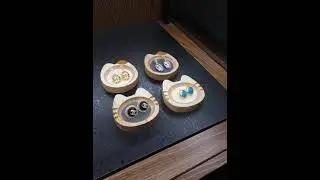 Stackable wooden jewellery display tray with microfiber