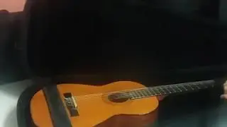 Pancada no semicase Bombags de viol&atilde;o,  com meu viol&atilde;o dentro. Segura!! www.bombags.com.br #Bombags