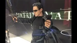 Hot Toys NEO and Agent Smith 1/6 scale figures from MATRIX - First Images