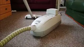 2004 Aerus / Electrolux / Globaltek Guardian C135B Remote Control Cylinder Vacuum Cleaner