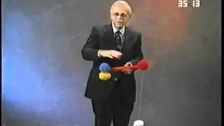 Pom Pom Trick Magic Trick