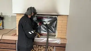 Чисточка трубы от мангала. Сажа, копоть и недовольное лицо трубочиста. Трубочист Alex.