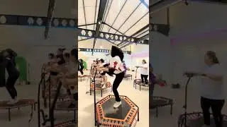 love is hope #shorts #powerjump #trampolin #workout #entrenaencasa #adelgazar #dance #yoga