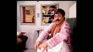 Johny Lever Travelling Train Without Ticket || Why T.C Not Caught Him?