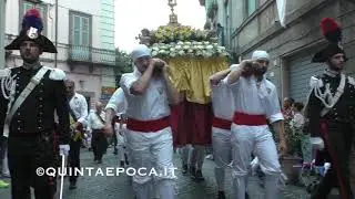 Processione con il Cuore di Santa Rosa