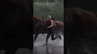 check out this girl's horse riding skills #horse #horseriding #animals