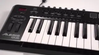 Teclado controlador midi Alesis QX25
