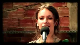 EMILY LOIZEAU - Sweetdreams (are made of this) (Eurythmics cover - FD 'acoustic' session)
