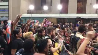 Great Comet cast singalong
