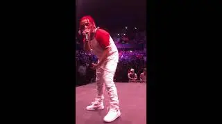 Bad Bunny  En Concierto   2017 Mty  Dj Aza  &  Dj Bekman The Lab Music