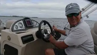 Pontoon Fuel Economy with VARA™ Foil pontoon hydrofoil or No VARA™ Foil ( Long Version ) 22:25 Long