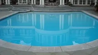 What Size Is An Average Swimming Pool