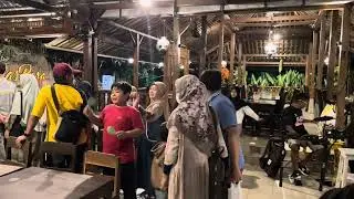 ALAS ROSO RESTO KULINER JUJUKAN PARA WISATAWAN 