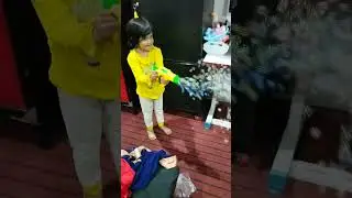 bubble maker machine#bubblemaker#cutebaby #fun #entertainment