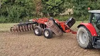 Massey Ferguson 7618 with Gregoire Besson disc harrows