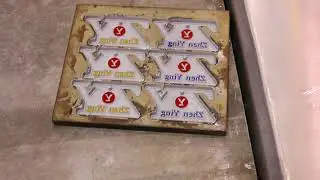 PVC keychain dispensing machine - ZYMACHINES