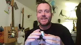 Brent Hutchinson - Which Pickup Is Best - Stratocaster - Fender or Harley Benton - BF PRODUCTIONS