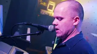 Frank Love / Mr. Cemetery - S chut&iacute; do života