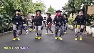 It's Raining /Line Dance - Chor by Caecilia M Fatruan (INA) - Mom's Cemara