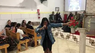 EU NAVEGAREI + PROFETIZA - Michelle Cristine