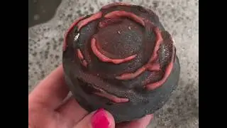 Lush Black Rose Bath Bomb Demo  🌹
