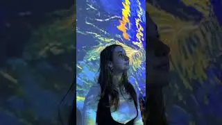 Celebrating World Art Day at an immersive experience | Fever