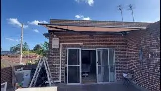 Folding Arm Awning Tarrawanna with wind sensor