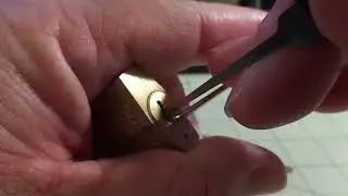 Yellow Belt Lock - Master No. 130