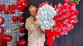 Фуд букет из сладостей. Букет в виде сердца. Букет на 14 февраля День Святого Валентина