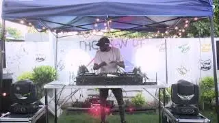 HOUSIC SECTION - TEFFO FOXX