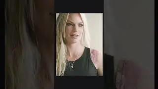 Son Looking Stepmom While Changing Dress#son #mom #dress #looking #actress #hub #reels #viralreels