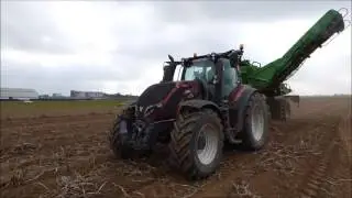 Arrachage pommes de terre 2016 ; AVR spirit 9200 et Valtra T214