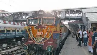12123/24 Pune Mumbai Pune Deccan Queen turns 95 !! | Celebrations at Pune Junction | Her Majesty|