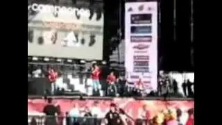 Barbie de extrarradio. Melendi EN VIVO (2-07-2012)