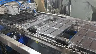 How to make chocolate bar in factory?Super chocolate machine manufacturer#chocolatemachine#chocolate