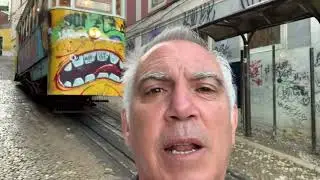 Lisbon Funicular: Ascensor Da Gloria