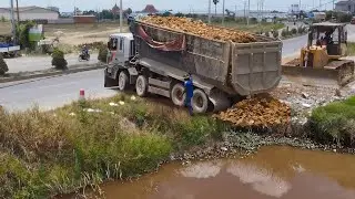 Process Nicely Job!! Start filling flooded Region using Huge 25.5ton Trucks & Push by KOMATSU Dozer