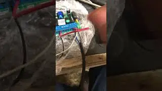 Ligando uma trava na central wave connect utilizando a fun&ccedil;&atilde;o de rel&ecirc; auxiliar